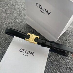 CELINE MEDIUM TRIOMPHE BELT IN TAURILLON LEATHER BLACK